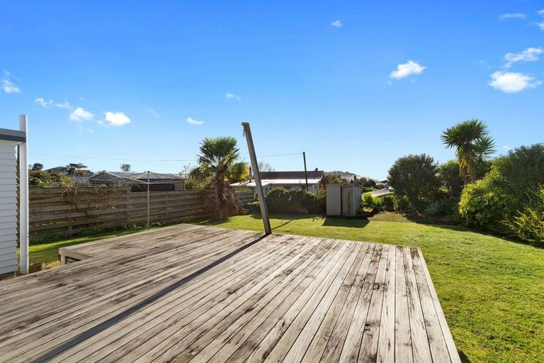 Photo of property in 29 Lorenzen Bay Road, Raglan, 3225