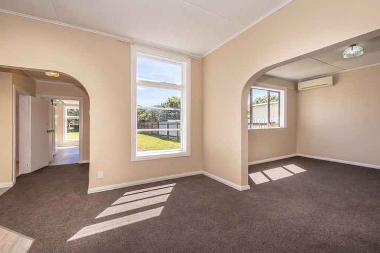 Photo of property in 82-84 Queen Street, Westport, 7825