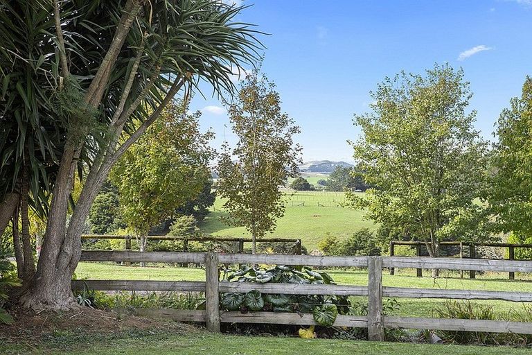 Photo of property in 76a Harrisville Road, Tuakau, 2121