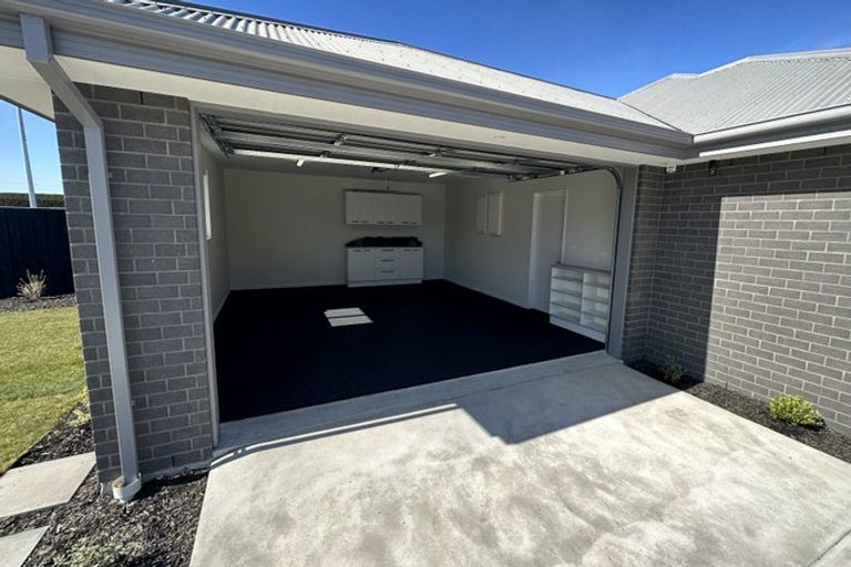 Photo of property in 36 Plover Avenue, Amberley, 7410