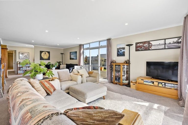 Photo of property in 46 Dillon Drive, Bell Block, New Plymouth, 4312