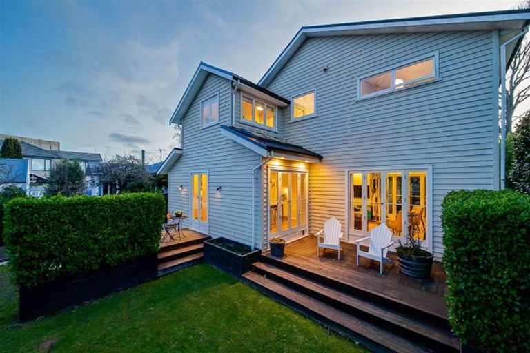 Photo of property in 100 Idris Road, Bryndwr, Christchurch, 8052