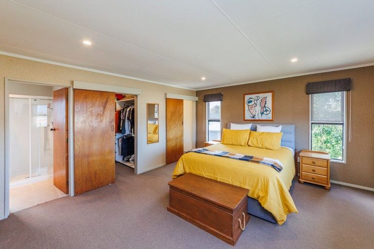 Photo of property in 2 Willowbank Crescent, Feilding, 4702