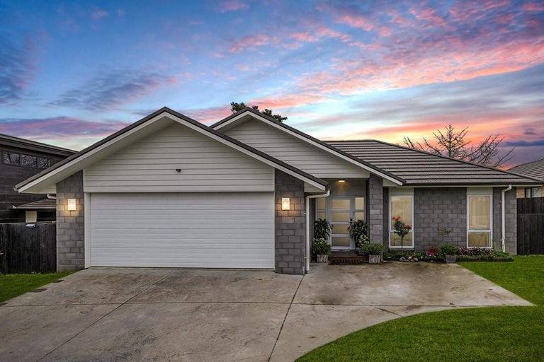 Photo of property in 37 Longbow Terrace, Flagstaff, Hamilton, 3210