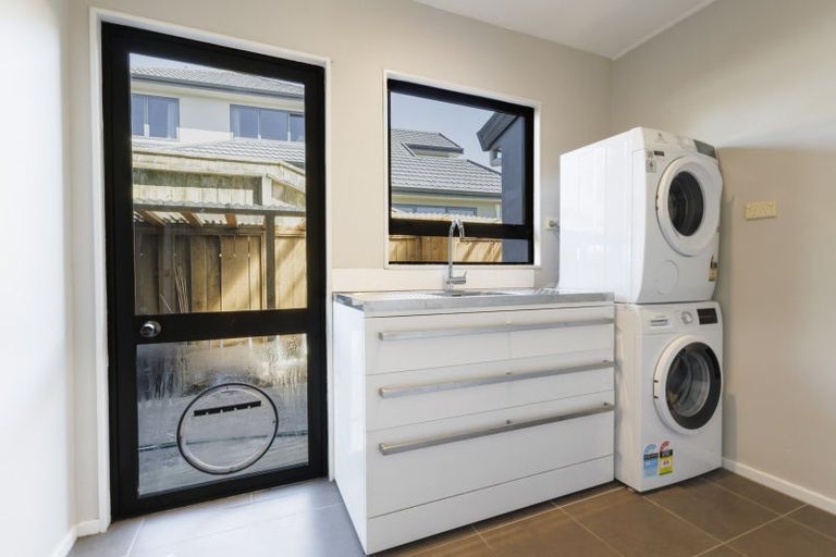 Photo of property in 20 Nether Green Crescent, Johnsonville, Wellington, 6037