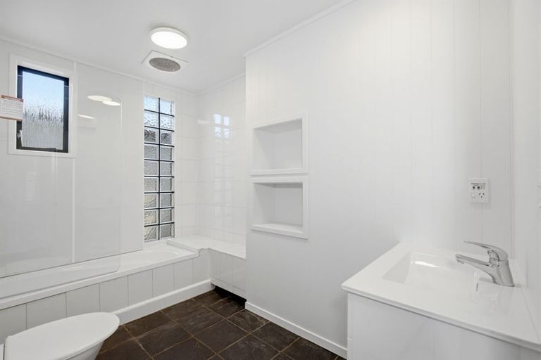 Photo of property in 24a Gladstone Road, Richmond, 7020