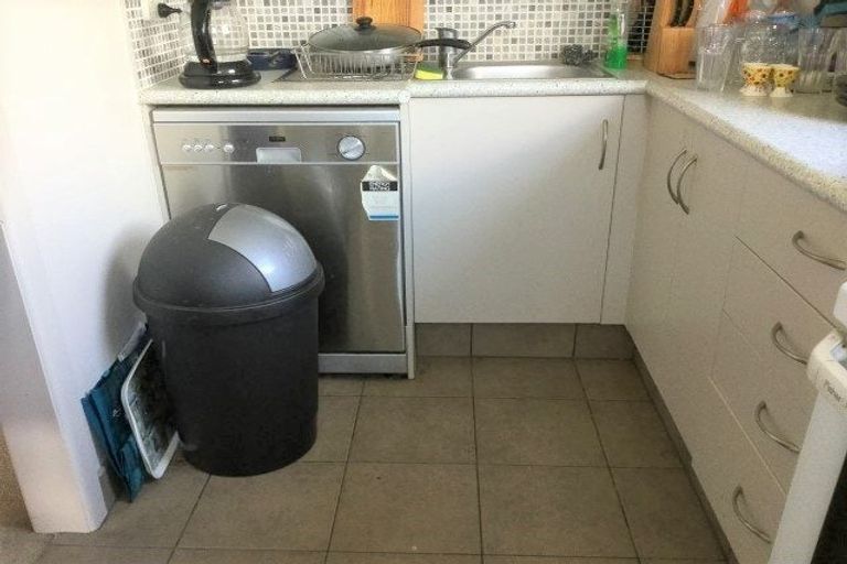 Photo of property in 12 Vale Street, Otumoetai, Tauranga, 3110