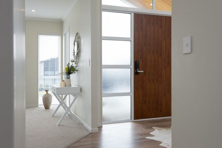 Photo of property in 3 Dida Park Drive, Kumeu, 0810