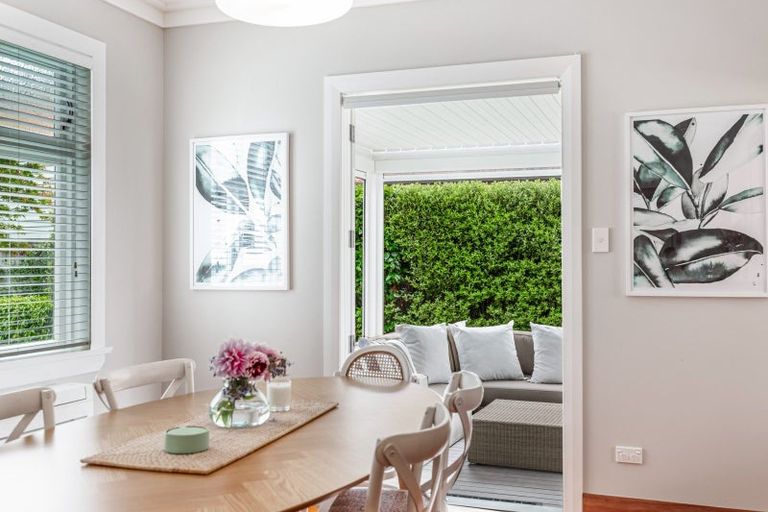 Photo of property in 10 Sunderland Avenue, Hobsonville, Auckland, 0616