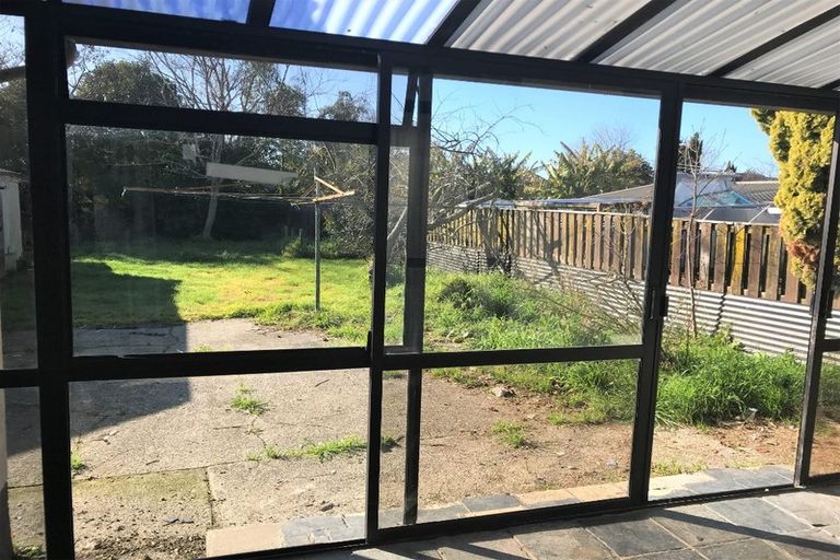 Photo of property in 63 Paul Crescent, Fairfield, Hamilton, 3214