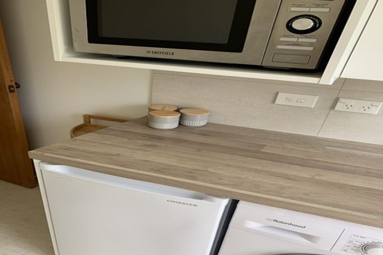 Photo of property in 2/59 Maxwelton Drive, Mairangi Bay, Auckland, 0630