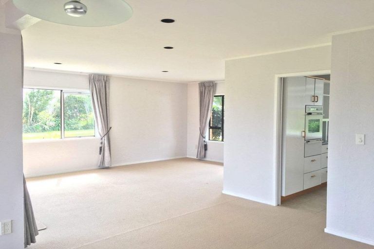 Photo of property in 124 Fred Taylor Drive, Westgate, Auckland, 0814
