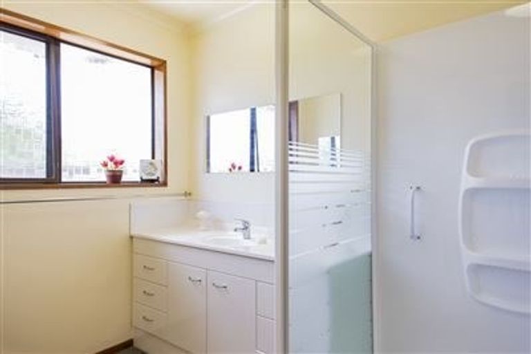 Photo of property in 2/60 Main North Road, Papanui, Christchurch, 8052