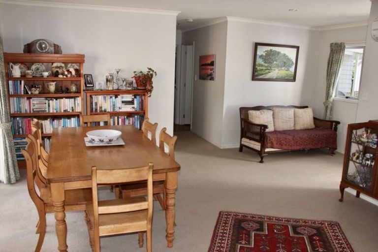 Photo of property in 9 Ohuka Place, Whitianga, 3510