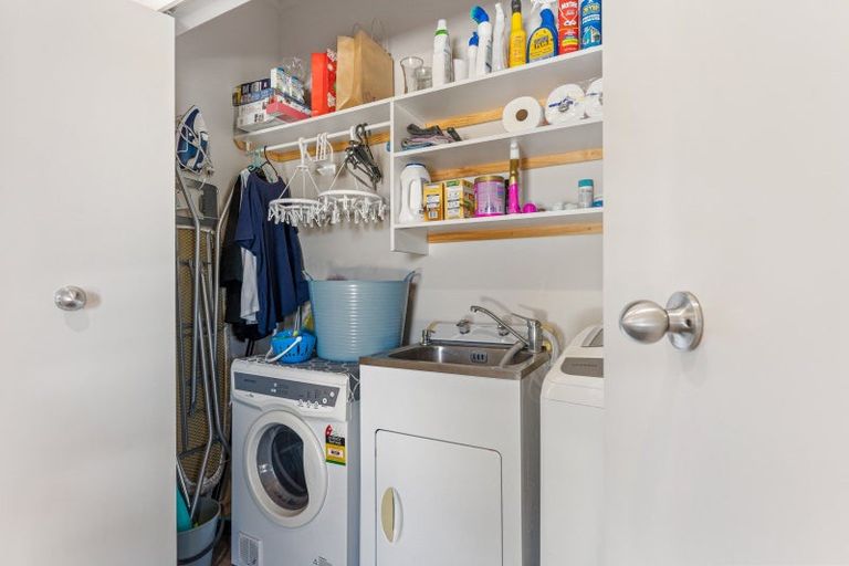 Photo of property in 1 Edmay Street, Feilding, 4702