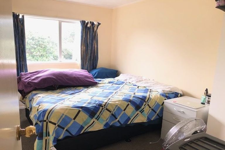 Photo of property in 103 Spinella Drive, Bayview, Auckland, 0629