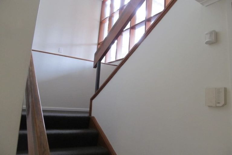 Photo of property in 50 Makara Road, Karori, Wellington, 6012