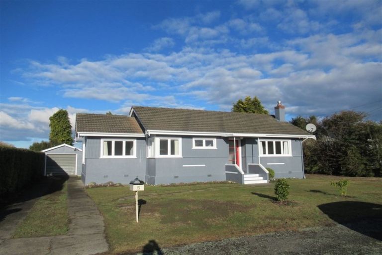 Photo of property in 5 Moorhouse Street, Waimate, 7924