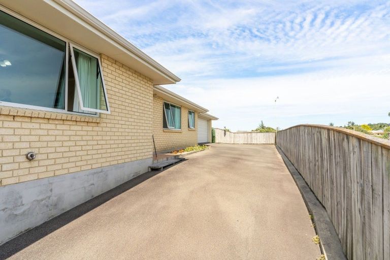 Photo of property in 71 Tasman Road, Otaki Beach, Otaki, 5512