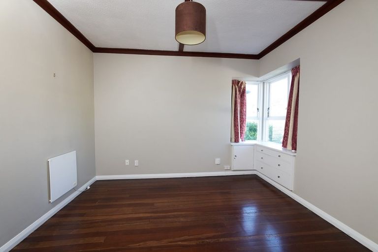 Photo of property in 40 Derwent Street, Island Bay, Wellington, 6023