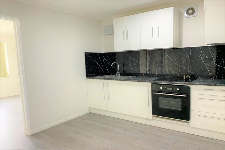 Photo of property in 29 Goodwood Drive, Goodwood Heights, Auckland, 2105