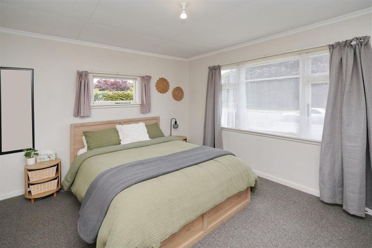Photo of property in 24 Lincoln Road, Hillmorton, Christchurch, 8024