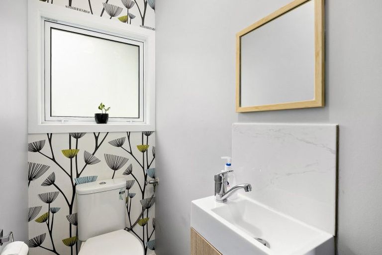 Photo of property in 43 Desert Gold Street, Ascot Park, Porirua, 5024