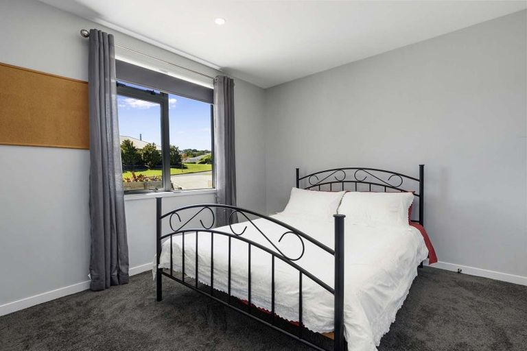 Photo of property in 29 Bryan Gallagher Place, Welcome Bay, Tauranga, 3175