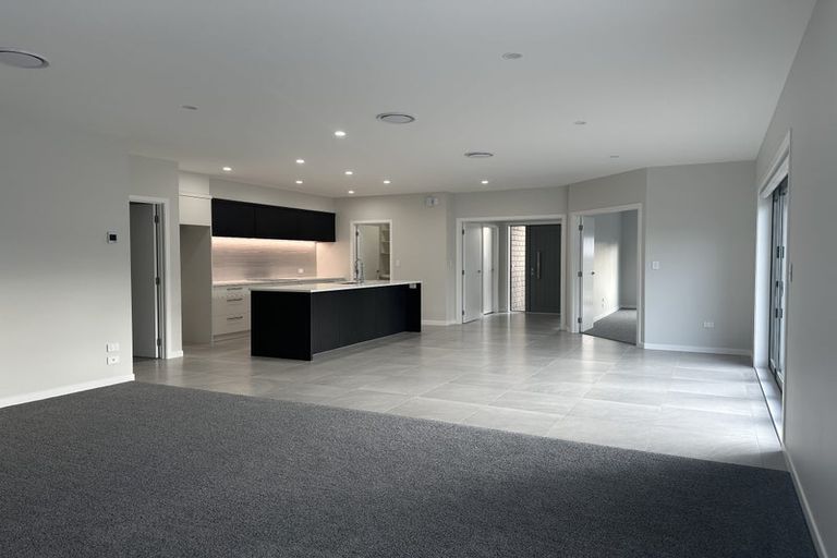 Photo of property in 5 Cassin Place, Taradale, Napier, 4112