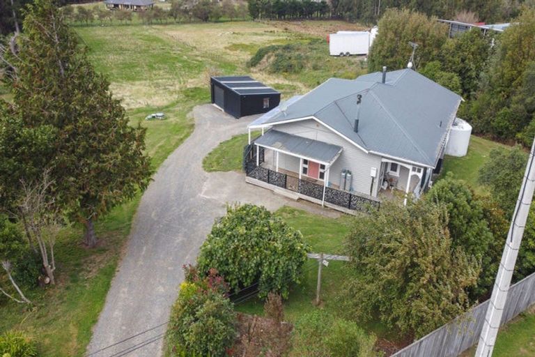 Photo of property in 133 Adelaide Road, Dannevirke, 4930