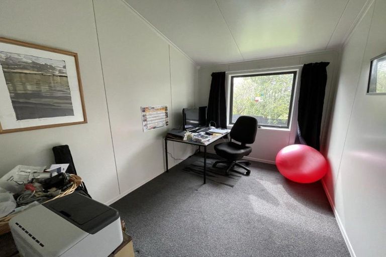 Photo of property in 12 Victory Place, Aramoho, Whanganui, 4500