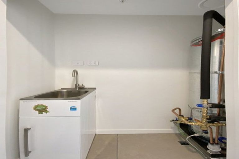 Photo of property in 903/212 Willis Street, Te Aro, Wellington, 6011