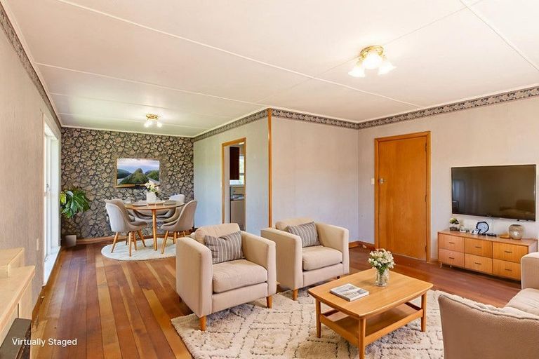 Photo of property in 21 Tamumu Road, Waipawa, 4210