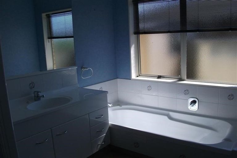 Photo of property in 9 Chiswick Avenue, Bethlehem, Tauranga, 3110