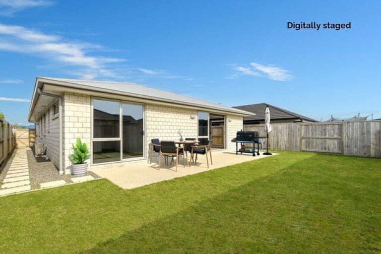 Photo of property in 37 Te Wharo Drive, Papamoa, 3118