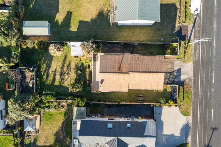 Photo of property in 1283 Papamoa Beach Road, Papamoa Beach, Papamoa, 3118