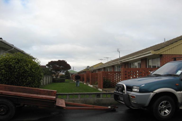 Photo of property in 239 Oxford Street, South Dunedin, Dunedin, 9012