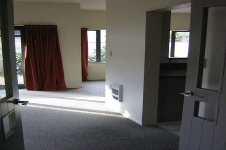 Photo of property in 35 Berry Street, St Albans, Christchurch, 8014