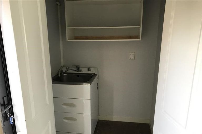 Photo of property in 78 Calluna Crescent, Totara Heights, Auckland, 2105