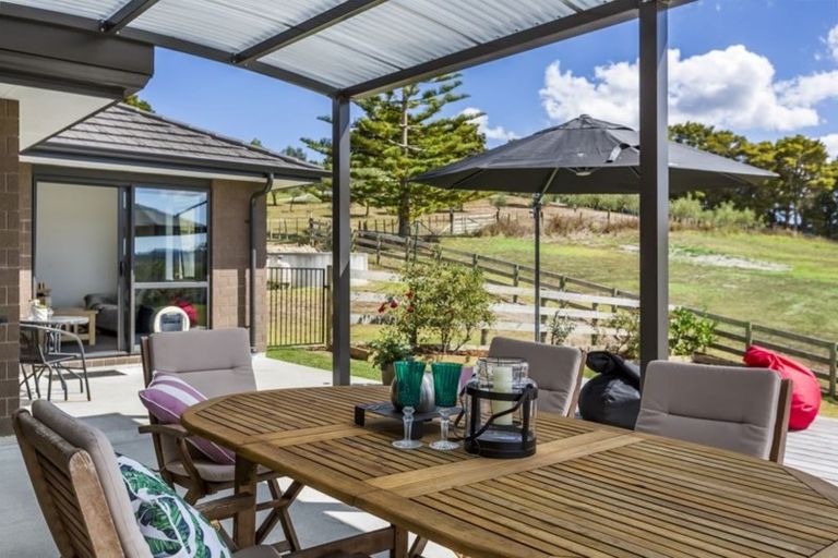 Photo of property in 996 Kaipara Flats Road, Kaipara Flats, Warkworth, 0984