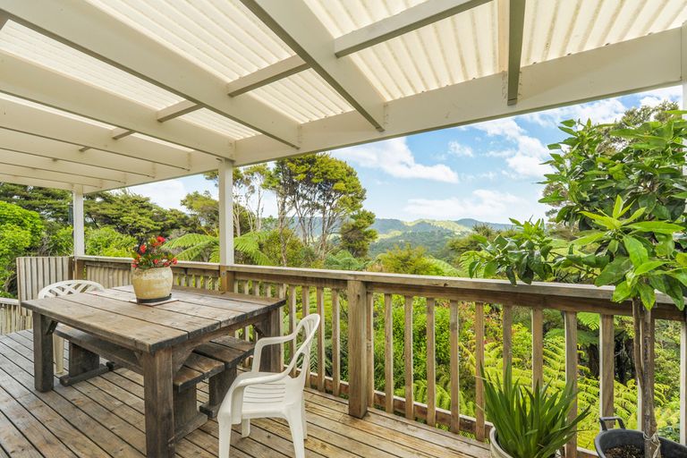 Photo of property in 53 Welsh Hills Road, Swanson, Auckland, 0614