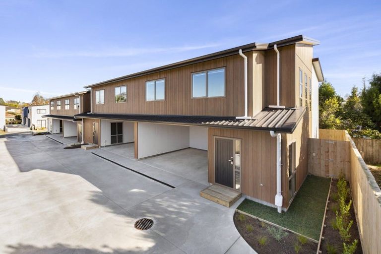 Photo of property in 2/10 Gazeley Avenue, Silverdale, Hamilton, 3216