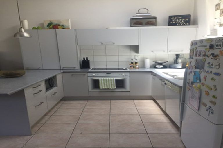 Photo of property in 51 Minaret Drive, Bucklands Beach, Auckland, 2014