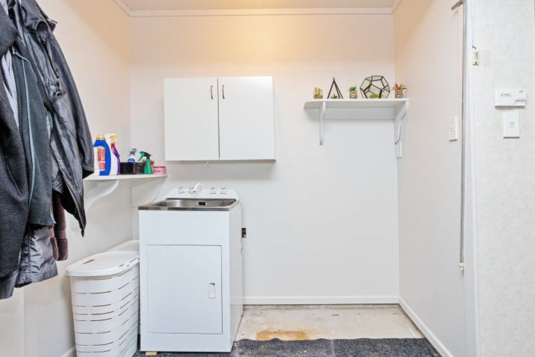 Photo of property in 44 Newcastle Street, Windsor, Invercargill, 9810