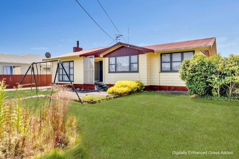 Photo of property in 5 Lambert Street, Marton, 4710