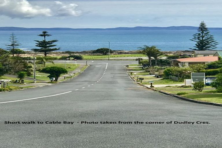 Photo of property in 2 Dudley Crescent, Cable Bay, 0420