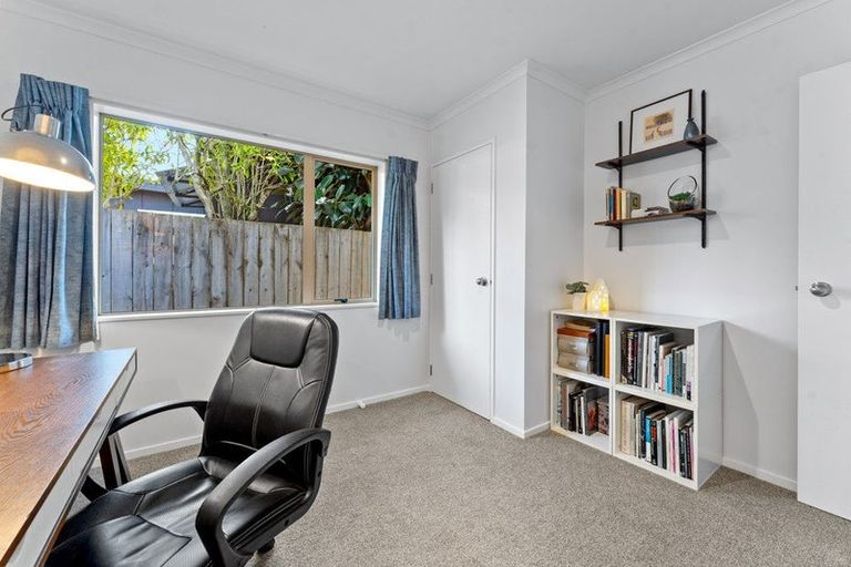 Photo of property in 2a Laurie Street, Red Beach, 0932