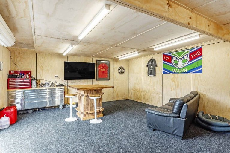 Photo of property in 13 Gawler Street, Te Horo Beach, Otaki, 5581