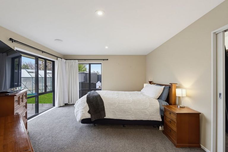 Photo of property in 13 Gainsborough Court, Rolleston, 7614