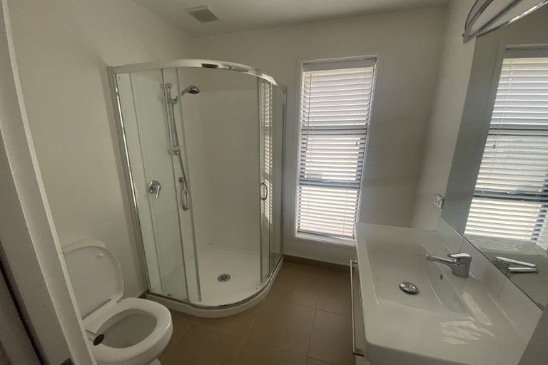 Photo of property in 27 Glentui Place, Waikawa, Picton, 7220